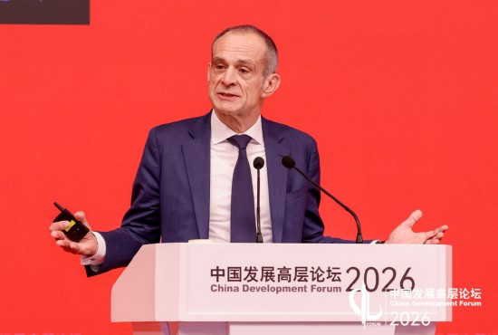 制造业数智化浪潮来袭；赵国华强调中小企业不可或缺。