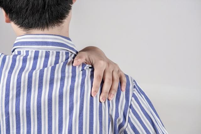 从影像科到临床:肺癌五大非典型信号的技术拆解与实战筛查 健康养生