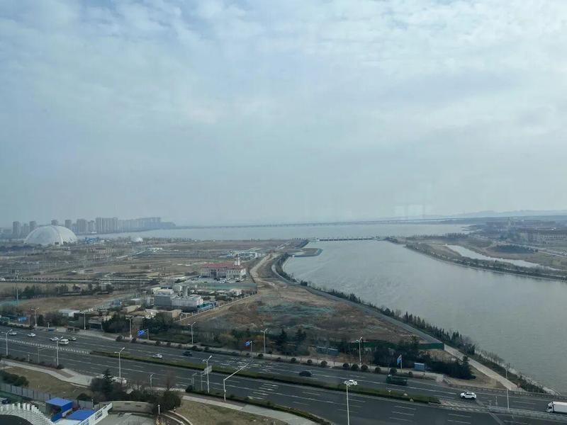 青岛地产人才迁徙图谱:行业重构期的职业生态深度解码 房产家居